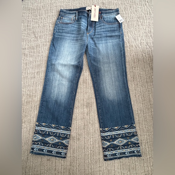 DRIFTWOOD Blue Jeans with Geometric Embroidery - Picture 2 of 8